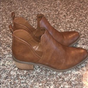 American Eagle Booties